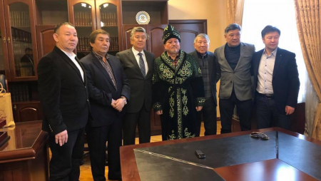 Ұлықбек Есдәулет Қазақстан жазушылар одағының төрағасы қызметіне кірісті